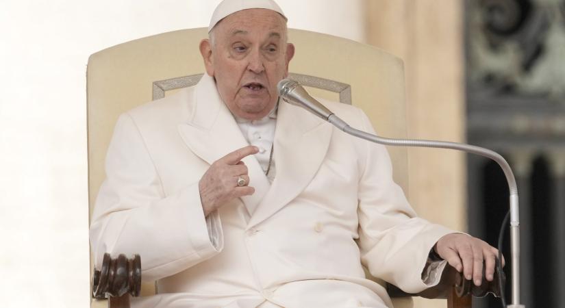 Ferenc pápa saját temetéséről beszélt interjújában