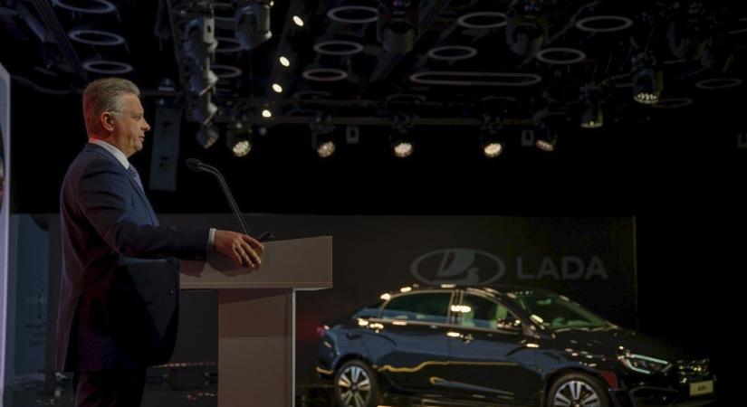 Panaszkodik a Lada vezére: nem bírják a versenyt a kínai autóipar inváziójával