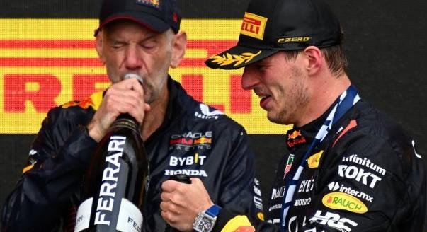 Verstappen, Newey, Sainz, Aston: a mai F1-es hírek