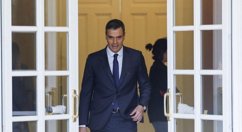 Felesége korrupciós botránya ellenére nem mond le a spanyol miniszterelnök