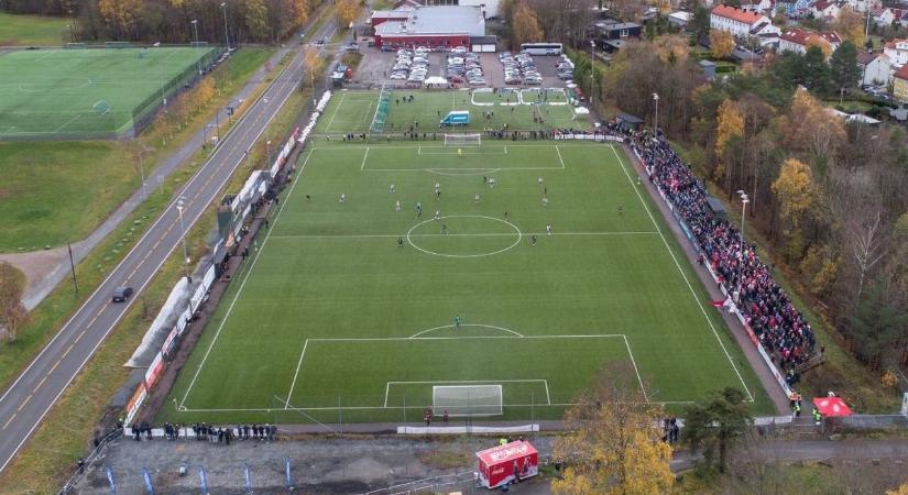 Kacag a futballvilág, ezért kellenek mindig rendőrök a norvég csapat meccsére  videó