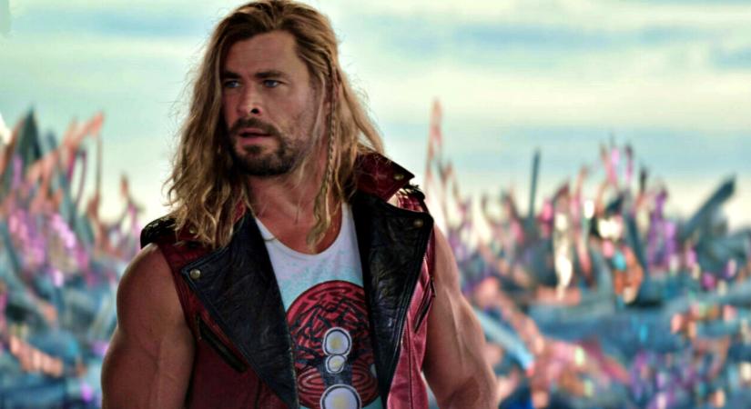 "Önmagam paródiája lettem": Chris Hemsworth kifakadt a Thor: Szerelem és mennydörgés kapcsán, amit még mindig nem tudott feldolgozni lelkileg