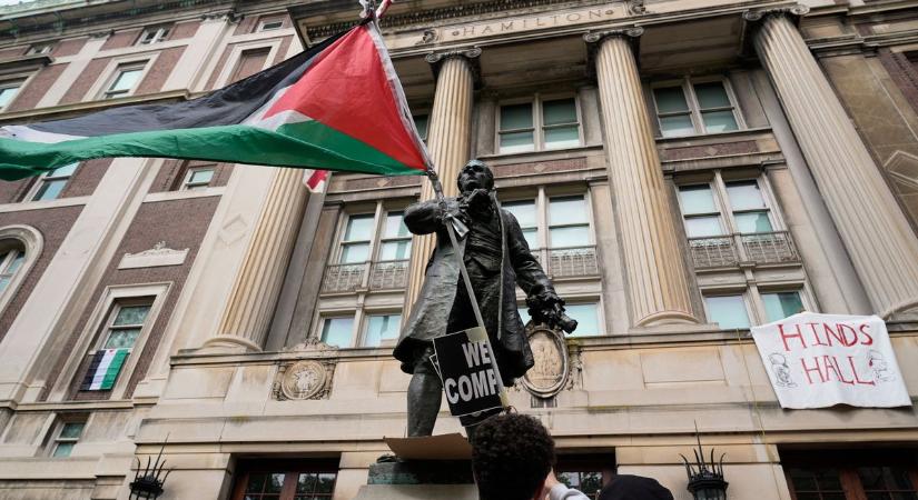 Az Izrael-ellenes tüntetők miatt lezárta a rendőrség a Columbia Egyetem egy részét