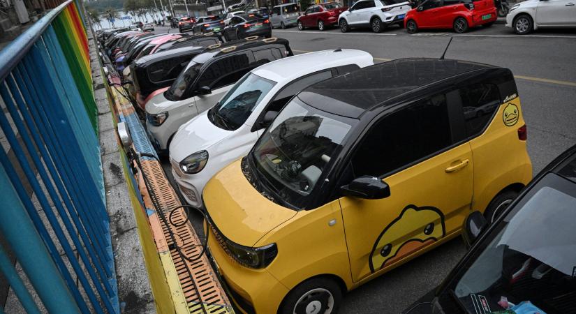 Egyre több az elektromos autó, egyre több a panasz is Kínában