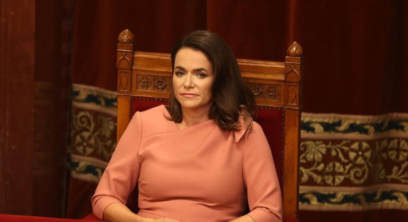 A titkárság mellett házvezetőnőt is biztosít az állam Novák Katalinnak
