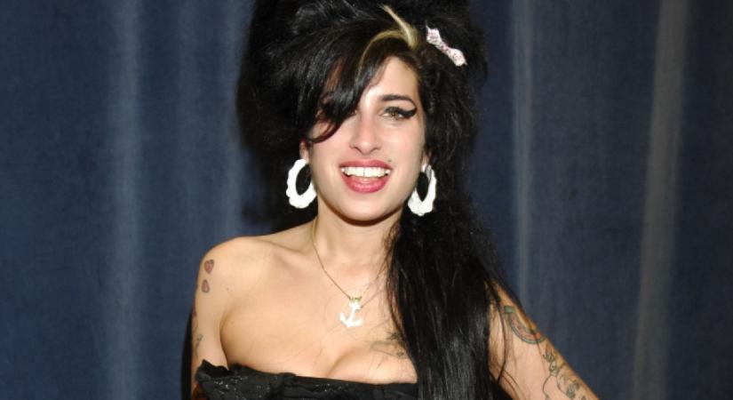 Ezek voltak Amy Winehouse utolsó szavai: az énekesnő szívszorító sorokat intézett orvosához halála előtt