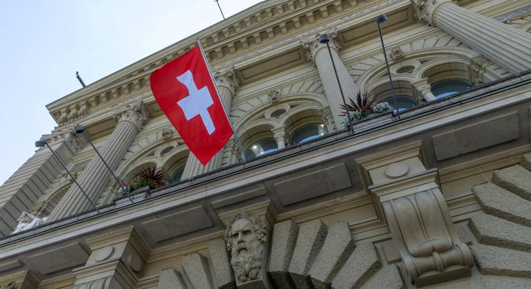 Megszavazták a 13. havi nyugdíjat Svájcban