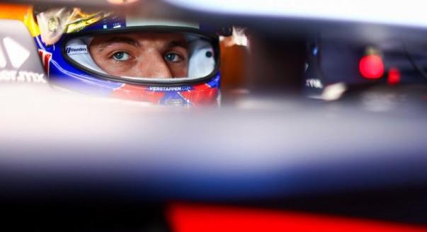 Verstappen ismét pole-ban, a teljes McLaren bahreini kézben – szombati F1-es hírek