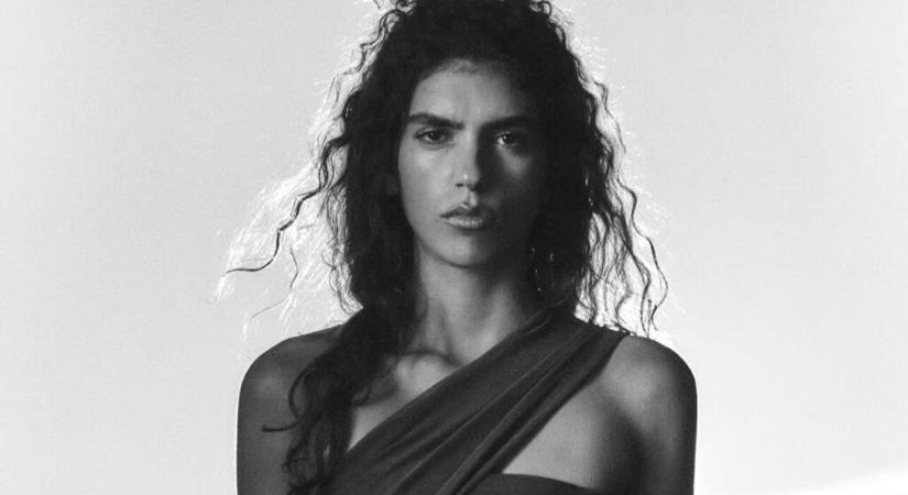 Izraeli szupermodell miatt került a kritikák célkeresztjébe a Zara