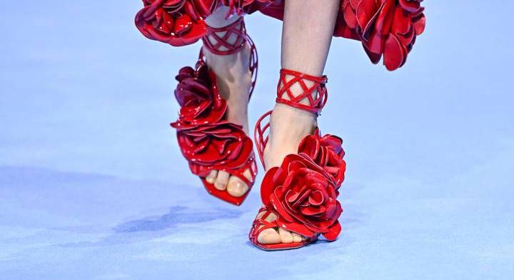 Ezek a trendi és a kényelmes cipők idén tavasszal és nyáron