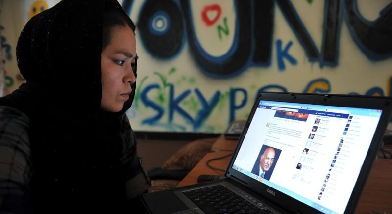A Facebook-korlátozása Afganisztánban az „utolsó szög a szólásszabadság koporsójában”