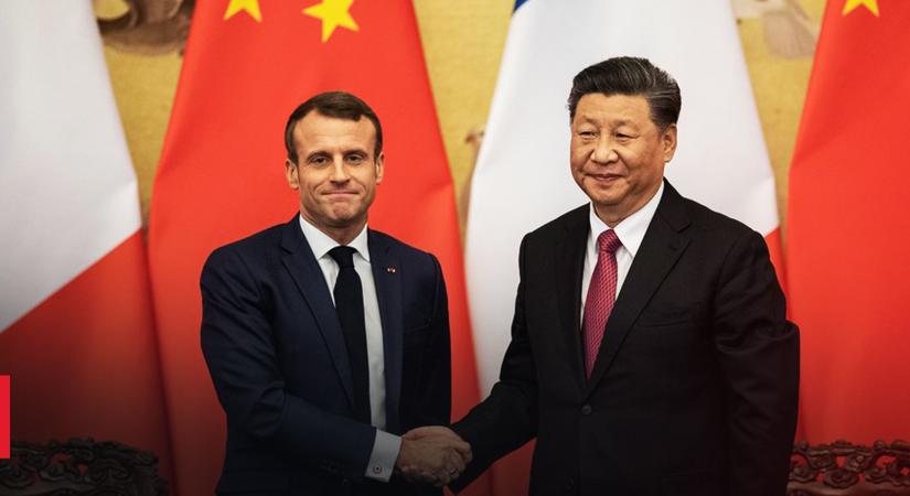 Macron: Kína azt ígéri, hogy tartózkodni fog fegyverek eladásától az Orosz Föderációnak
