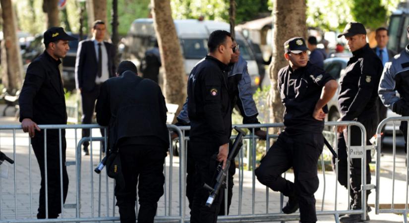 Élő adásban vettek őrizetbe egy ügyvédet a biztonsági erők Tunéziában