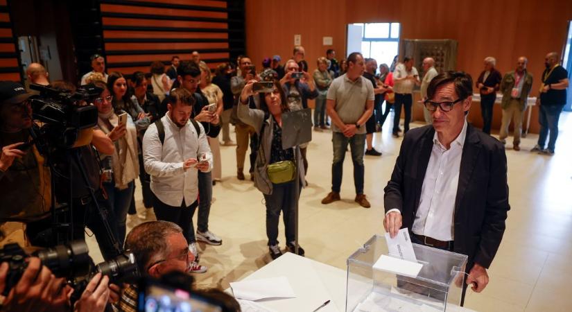 Győztek a szocialisták Katalóniában, de Spanyolország egysége múlik rajtuk