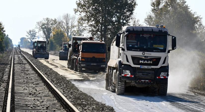 A kínai sajtóból derült ki, hogy „újraindult” Budapest–Belgrád vasútvonal építése
