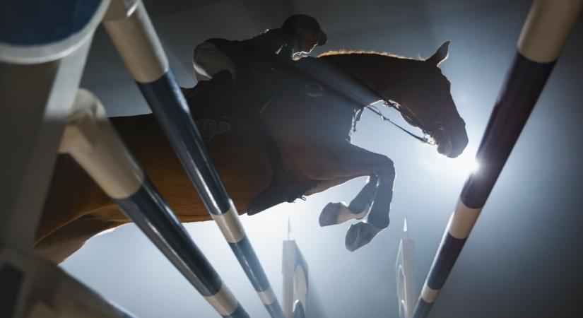 Rekordszámú versenyzőt fogadott a szilvásváradi lovasközpont: elsöprő győzelmet aratott a magyar díjugrató