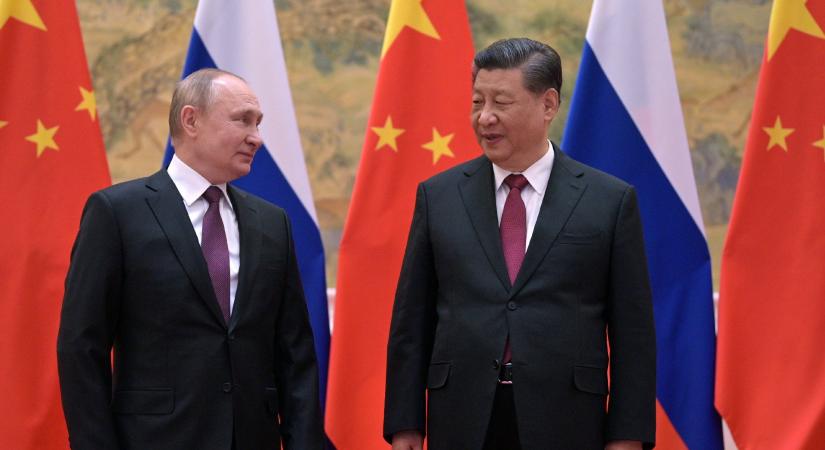 Putyin Kínába utazik, itt az időpont