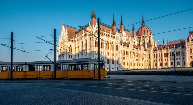 Ráugrottak a befektetők a 3 hónapos magyar papírra, megemelte az eladott mennyiséget az ÁKK