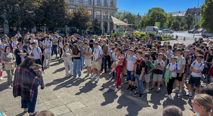 Magyarok Európában: több mint 400 fiatal kalandozott a belvárosban