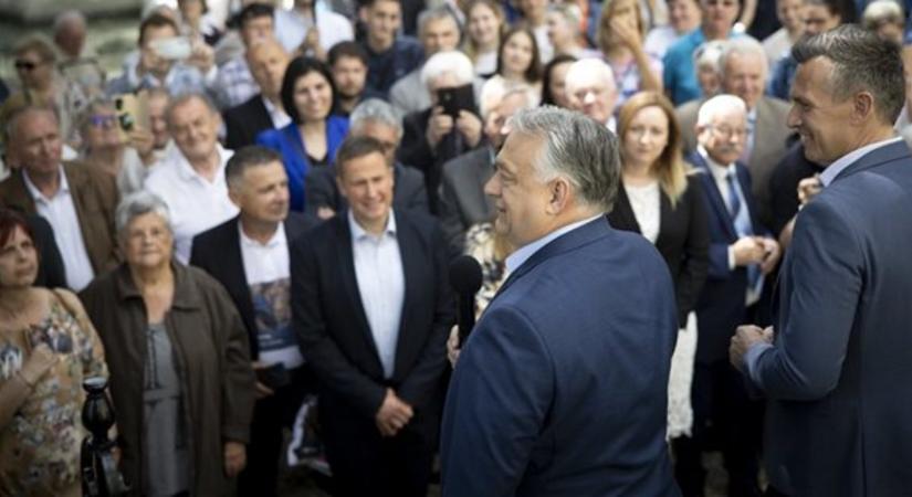 Orbán Viktor: a háborún nyerészkedőknek a békepárti Magyarország az útjukban áll