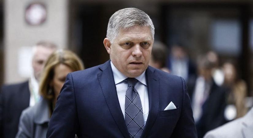 Tévedés: nem ért véget Robert Fico műtéte, a szlovák miniszterelnök állapota továbbra is kritikus