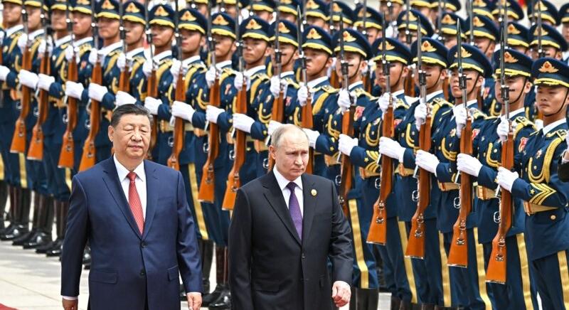 Az orosz elnök Pekingben köszönetet mondott a kínai békekezdeményezésekért