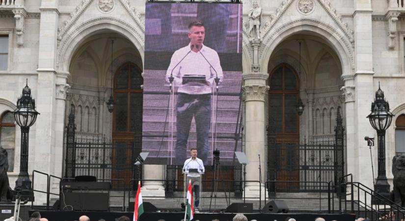 Magyar Nemzet: „Magyar Péter rajongója pezsgőt bontana, ha Orbán Viktort lelőnék”
