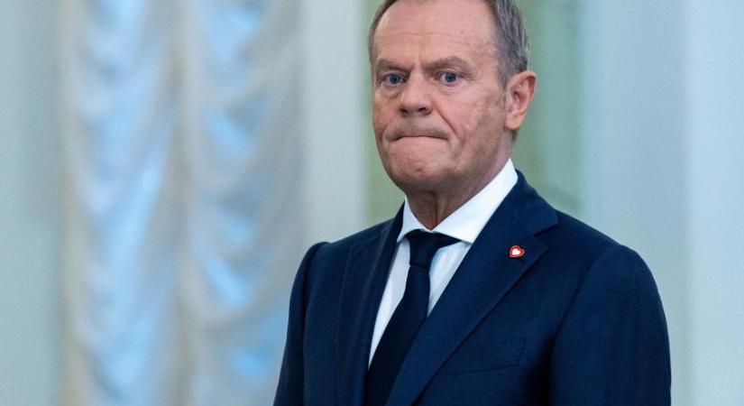 Fenyegető üzentet kapott Donald Tusk a szlovák kormányfő elleni merénylet kapcsán