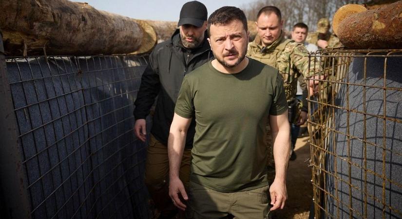 Az ukrán elnök kihelyezett haditanács-ülést tartott Harkivban