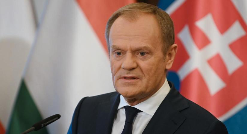 Halálosan megfenyegették a lengyel miniszterelnököt