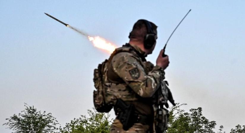 Az orosz-ukrán háború 814. napja – Orosz olajfinomítókat bombázott Ukrajna