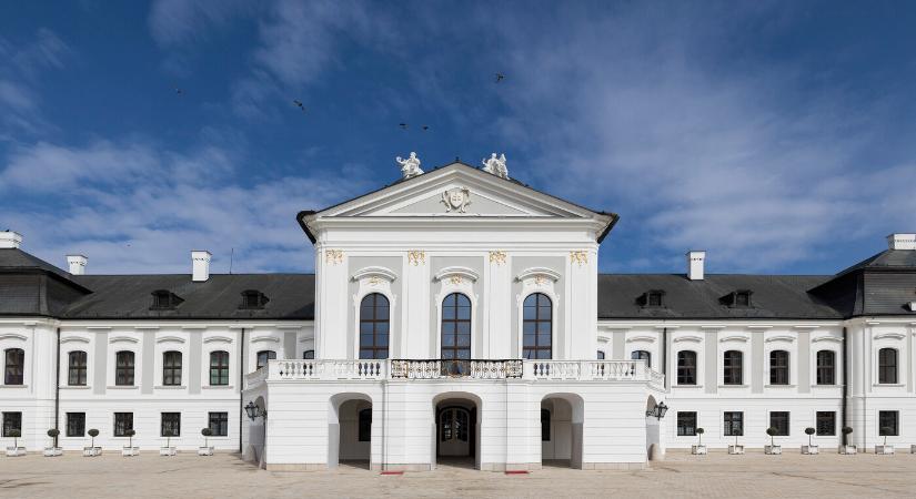 A Szlovákia mozgalom és a Za ľudí részt vesz az elnöki palotában rendezett találkozón