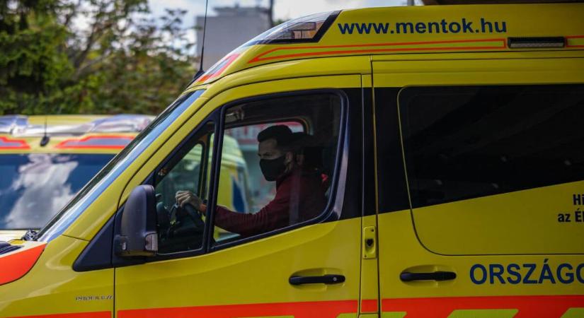 Borzalmas tragédia Kenderesnél: teherautóba rohant egy személyautó, azonnal meghalt a sofőr