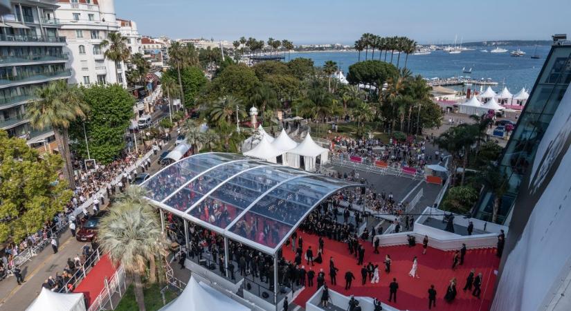 Bombafenyegetés miatt lezárták a fesztiválpalota bejáratát Cannes-ban