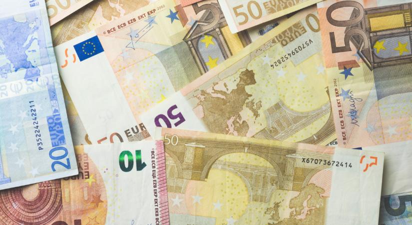 Még most érdemes eurót váltani a nyaralásra? Láthatáron a 400-410-es árfolyam